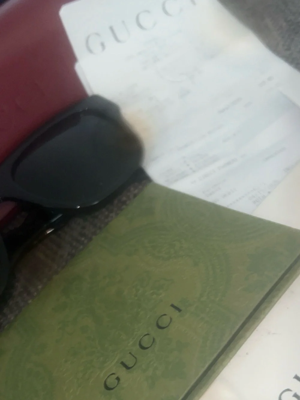 Gucci Sunglasses (Men’s) Black with Gucci Leather Case NWT 😎😎😎